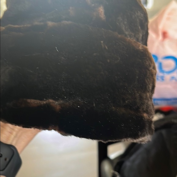 Luxurious  vintage Fur Hat - Picture 4 of 5